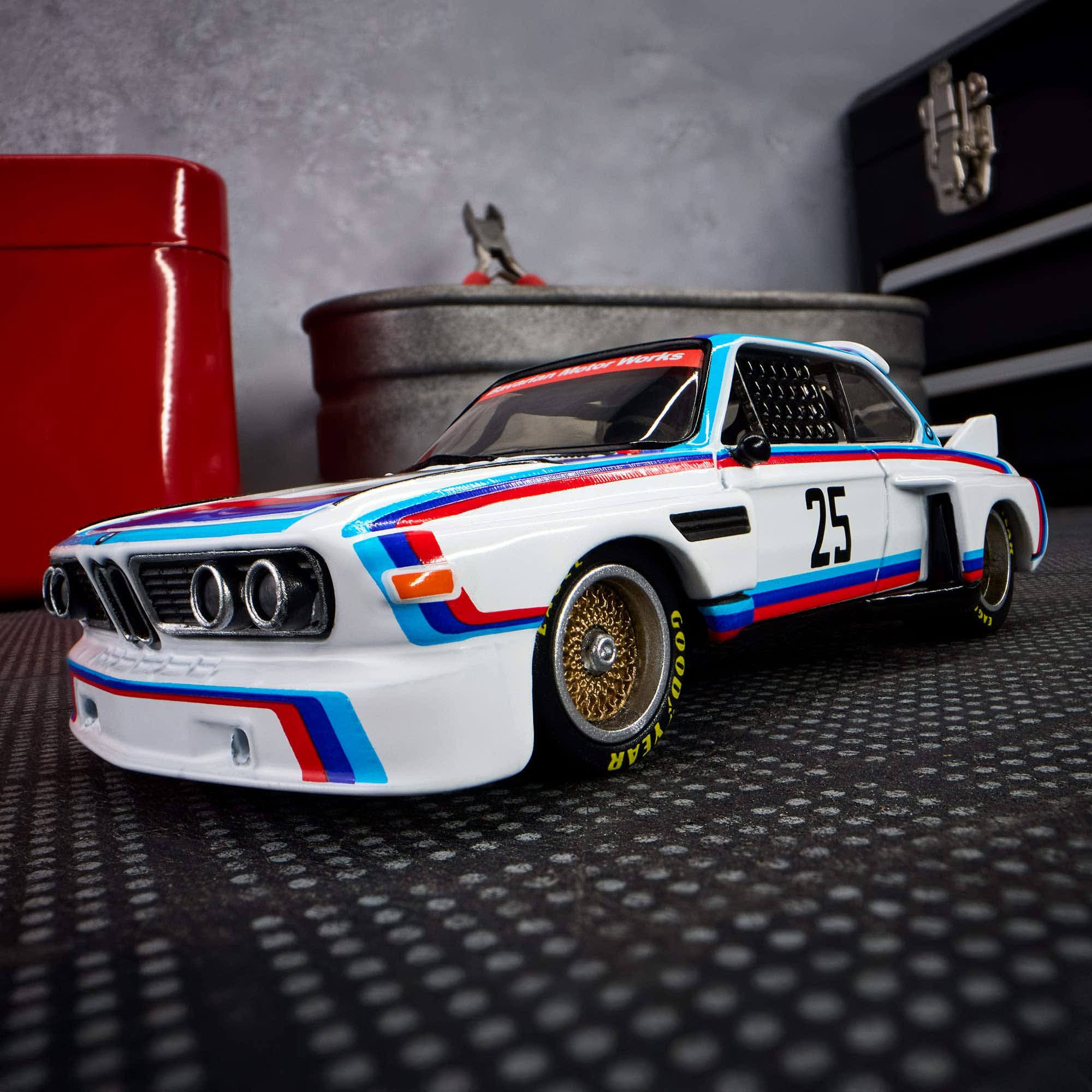 Hot Wheels Elite 64 BMW 3.0 CSL Race de 1975