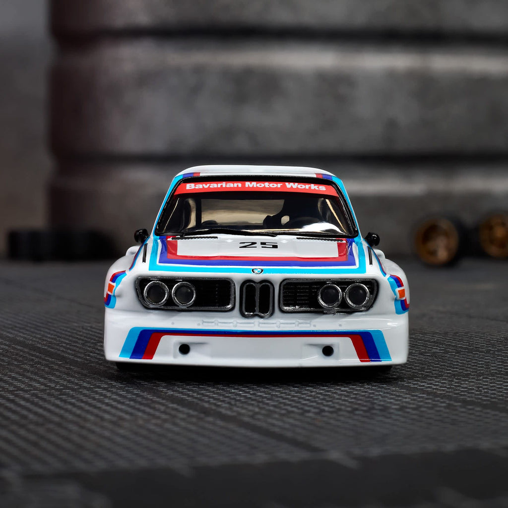 Hot Wheels Elite 64 BMW 3.0 CSL Race de 1975