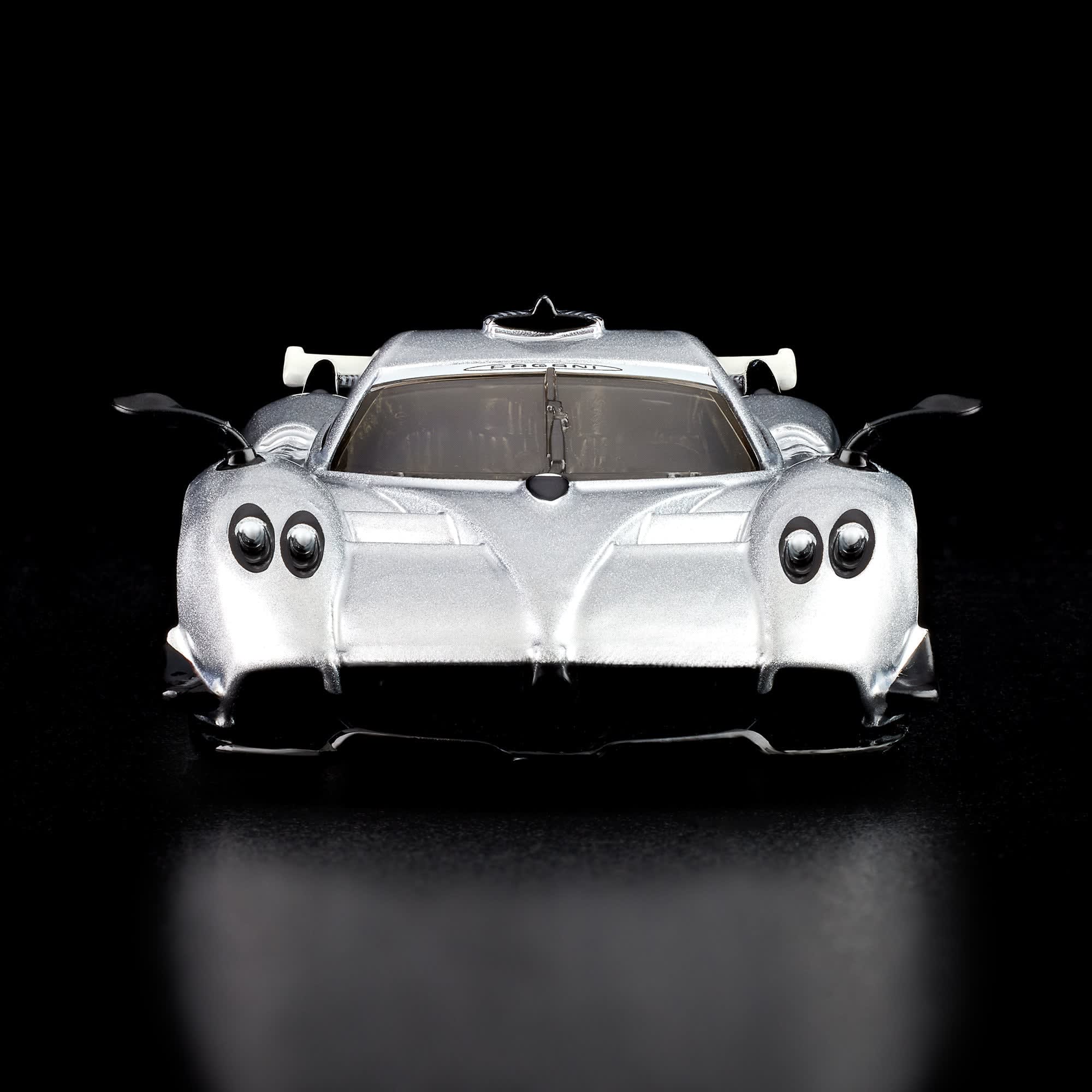 RLC Exclusive ’21 Pagani Huayra R