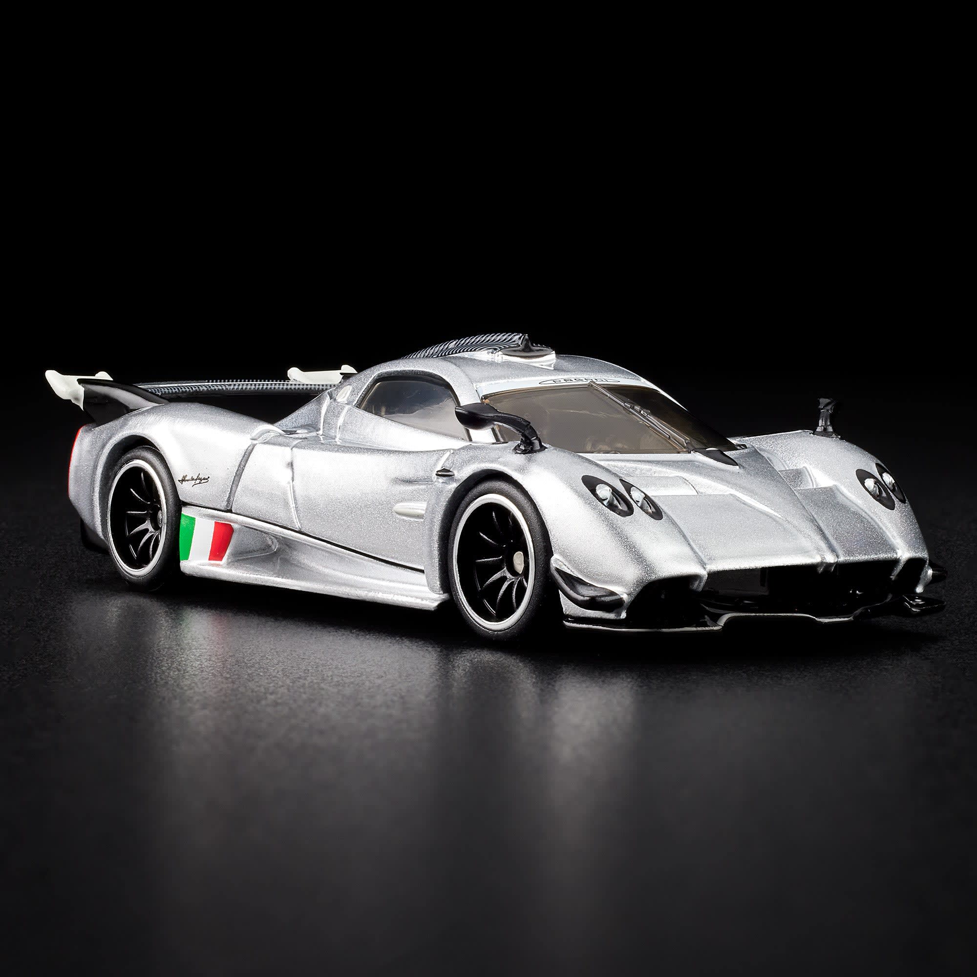 RLC Exclusive ’21 Pagani Huayra R